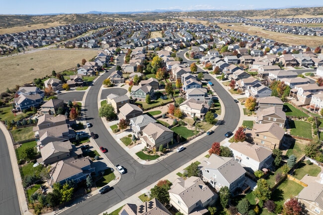 Cobblestone Ranch has modern homes and plenty of amenities close by.