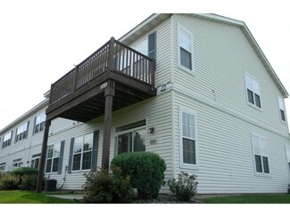 1505 Countryside Dr, Shakopee, MN 55379