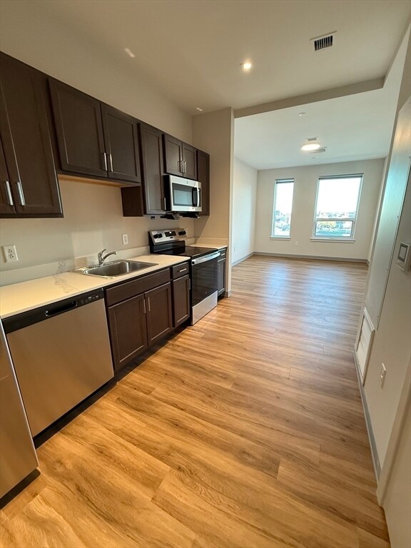 1002 Tremont St unit 901, Roxbury Crossing, MA 02120 - photo 2