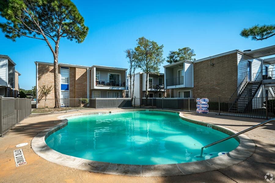 Patriot Forest, Houston, TX 77092 - photo 1