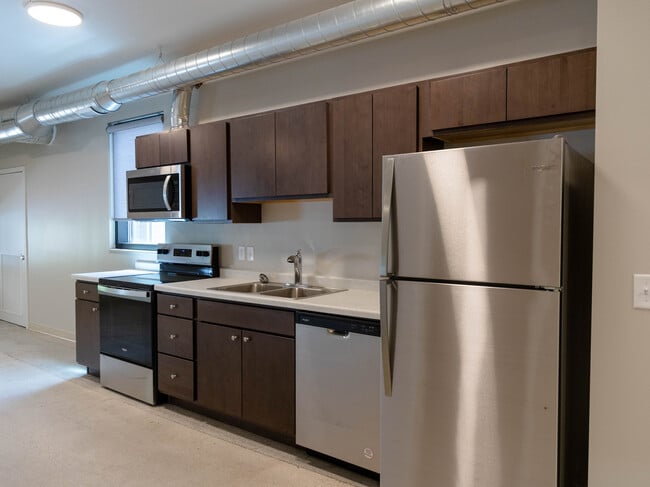 Red Skye Lofts, Redwood Falls, MN 56283 - photo 2