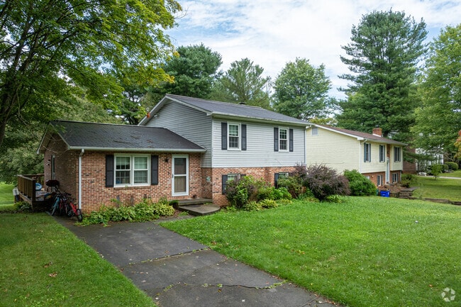 In Hethwood-Prices Fork, most of the homes are ranches.