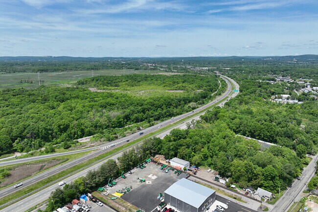 Route 80 is one of the highways that cuts through Fairfield that runs to New York