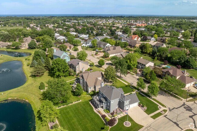 Parkside neighborhood is close to the natural splendor of Lake Michigan.