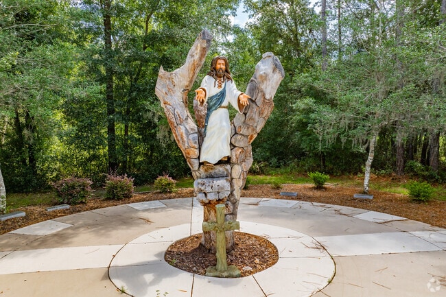 St. Paul's Lutheran School has a beautiful statue of Jesus Christ.