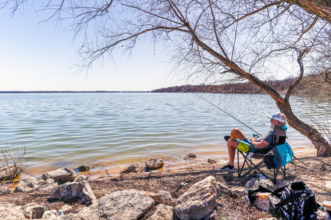 For a lazy day away from the hustle and bustle of Fairview the residents head to Highland Park to do a bit of fishing.