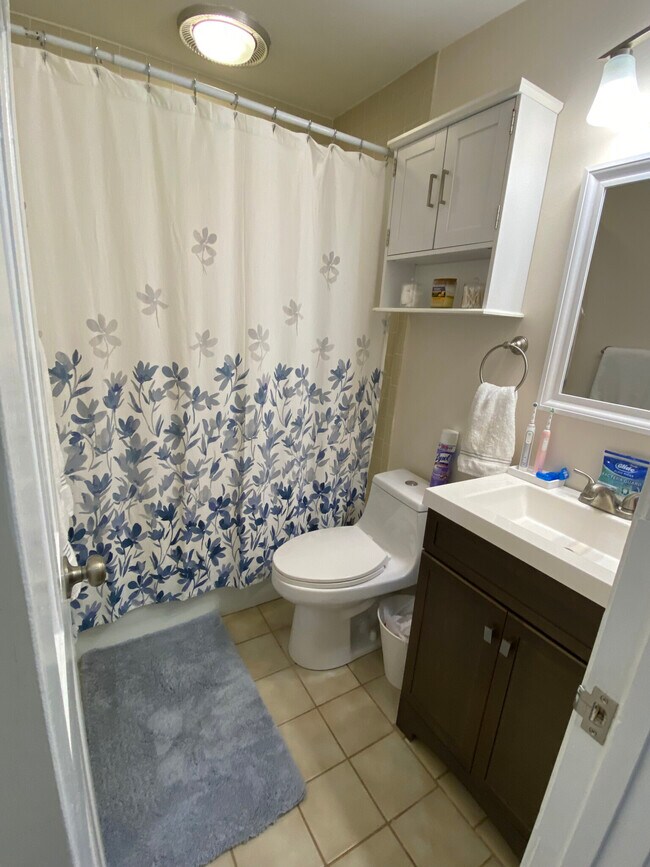 470 E 3rd St, Boston, MA 02127