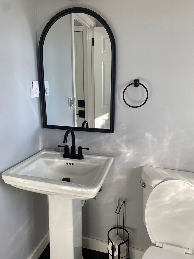 60 Ashcraft Rd unit 60 ashcraft road, New London, CT 06320 - photo 6