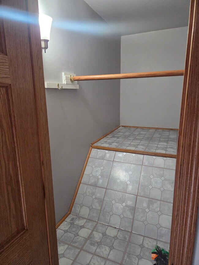 4573 Main St NE Unit 4573, Fridley, MN 55421