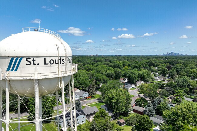Like most neighborhoods in St. Louis Park, Lake Forest is full of tree lined streets.