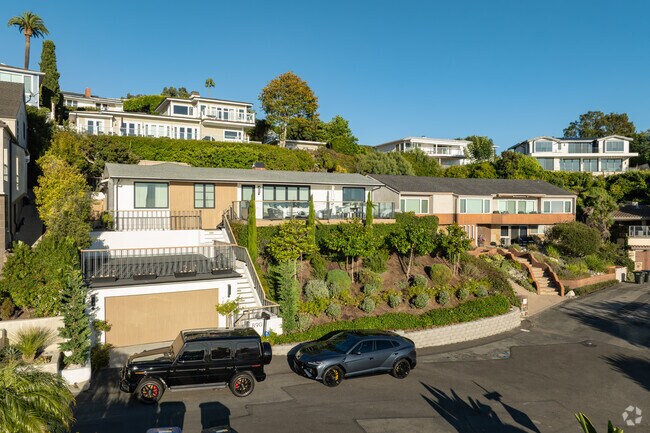 Ranch-style homes remain abundant throughout Temple Hills.