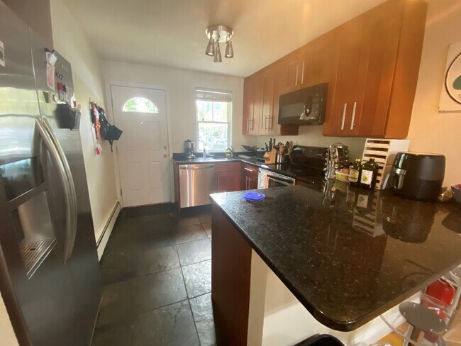 1430 Tremont St unit F, Roxbury Crossing, MA 02120 - photo 5