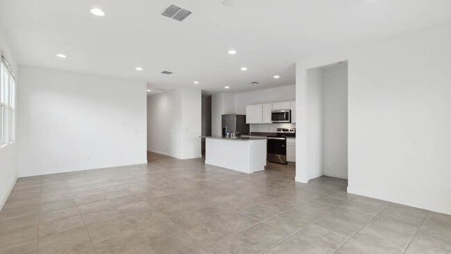 16150 N Catanzaro Dr, Maricopa, AZ 85138 - photo 6