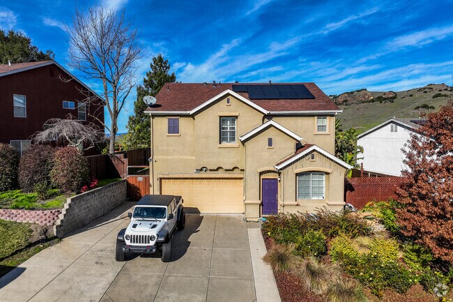It's common to find homes with their own solar systems in Hunter Ranch.