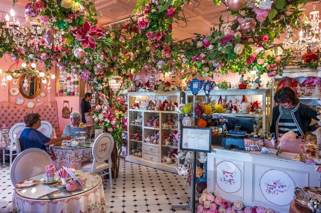 The English Rose Tea Room has been serving tea to Desert Mountain locals for over 20 years.