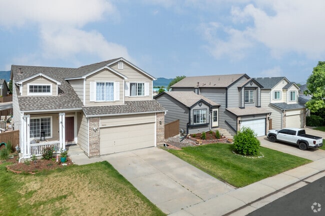 The new traditional homes in Westridge blend classic architectural elements with modern finishes, often featuring gabled roofs, brick or stone accents, and inviting front porches.