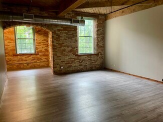 940 Monroe Ave NW Unit 356, Grand Rapids, MI 49503