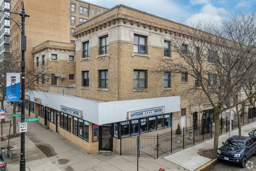 952 W Windsor Ave, Chicago, IL 60640 - photo 1