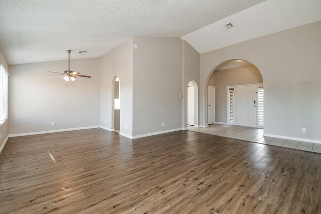 6143 W Harrison St, Chandler, AZ 85226 - photo 3