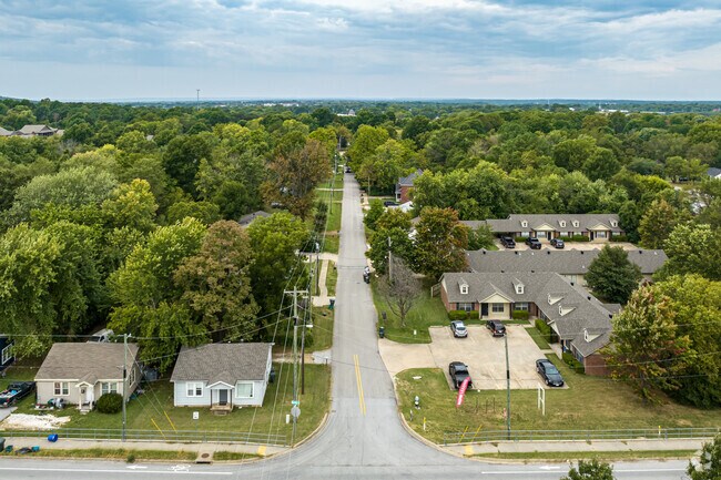 Single-family homes and rentals compose the Asbell neighborhood.
