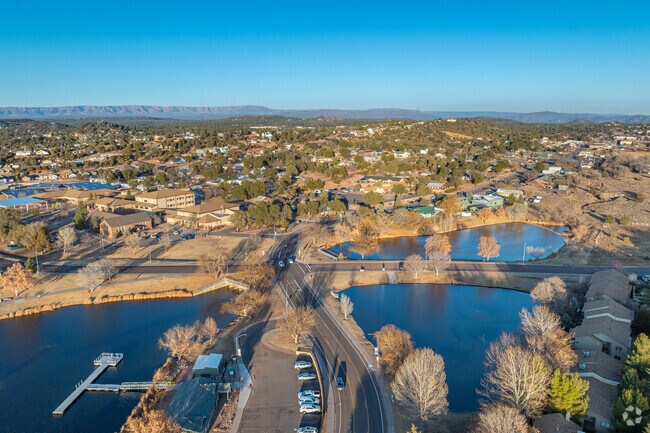Julia Randall Elementary School receives a B rating from Niche and sits at the corner of the three lakes in Green Valley Park.