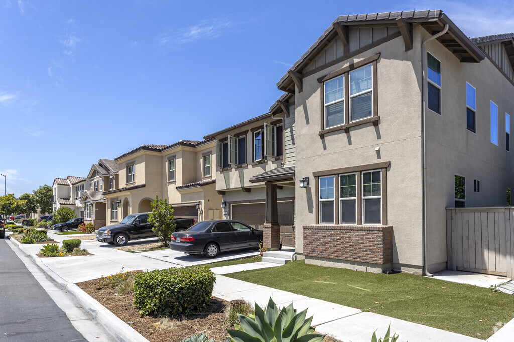 Sold 1012 - 1014 15th St, San Diego, CA 92154 | Homes.com