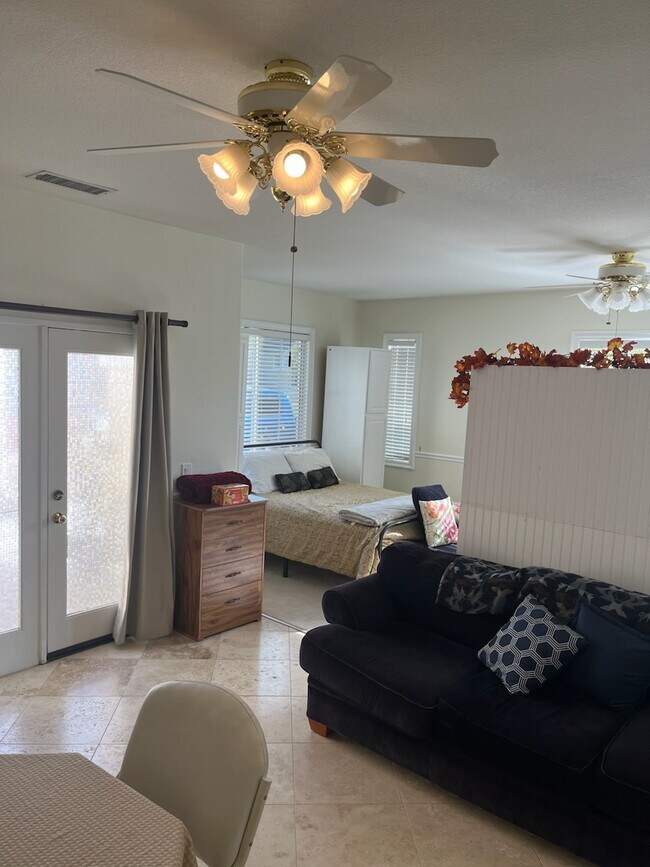 17551 Cedarwood Dr, Riverside, CA 92503