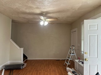 3304 W 44th St Unit 3, Cleveland, OH 44109