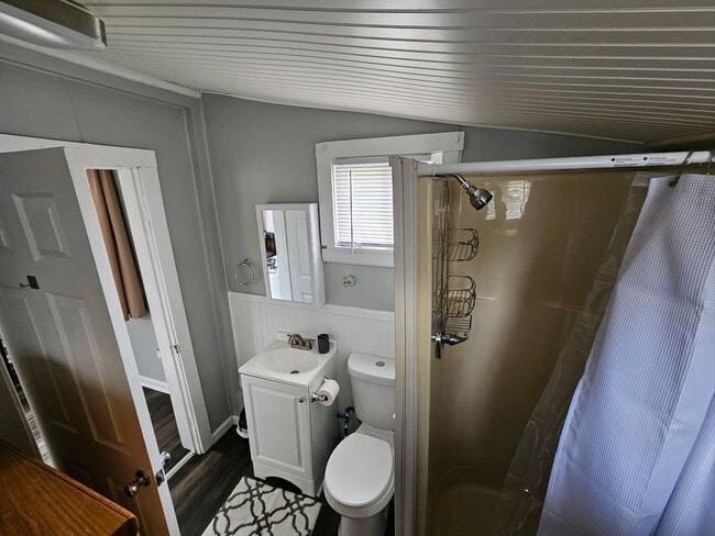 2317 Broad St unit . 4, Parkersburg, WV 26101 - photo 6