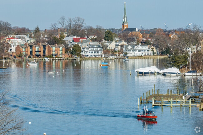 Tyler Heights-Primrose Acres is only 2 miles away from downtown Annapolis, MD.