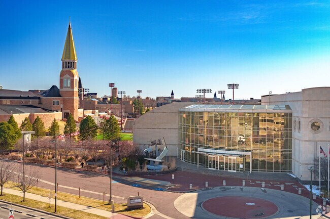The Cable Center on the University of Denver Campus hosts the Syndeo Institute.