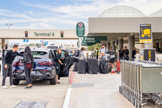 John Wayne airport is less than a few blocks away from the Northside Costa Mesa neighborhood.