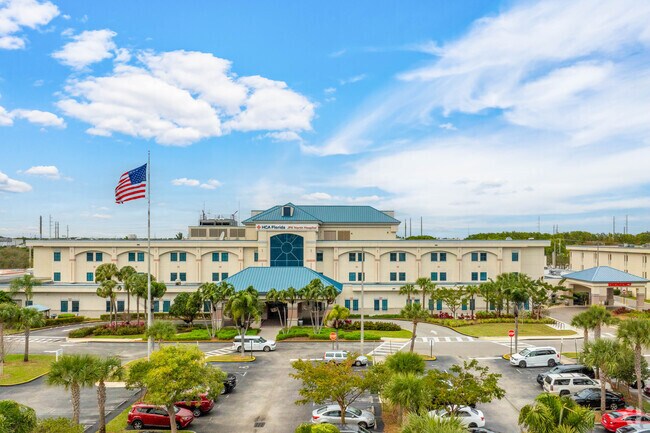 HCA Florida JFK is a full service hospital for the residents of Lone Pines.