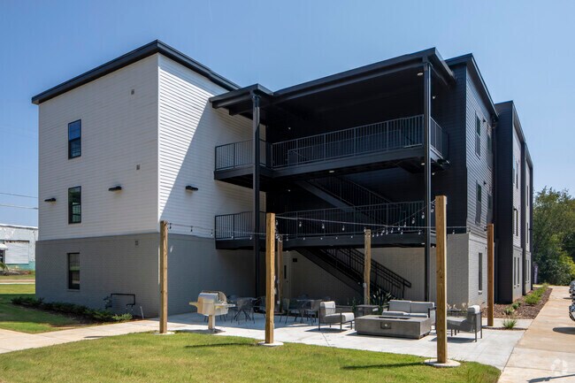 Avenue 6 - Luxury Apartments Downtown Huntsville South, Huntsville, AL 35805 - photo 5