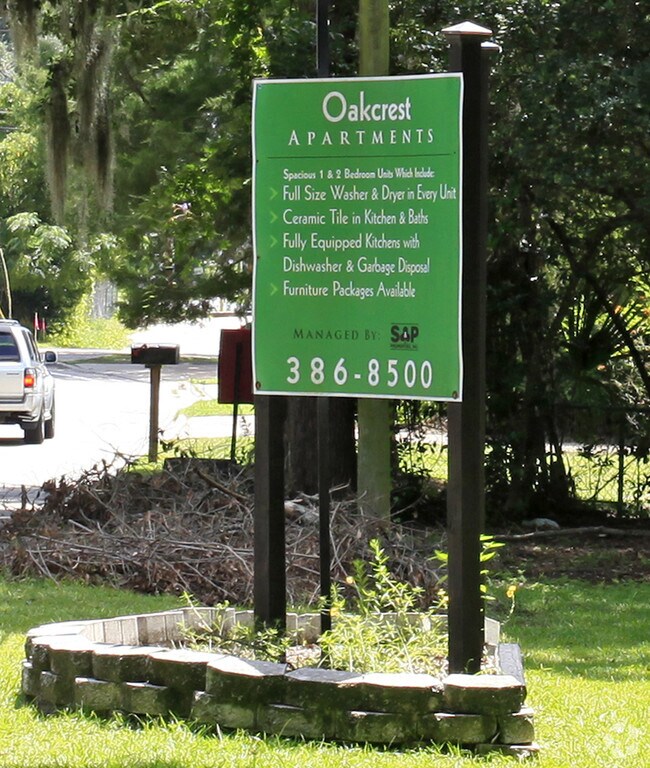 Oakcrest Apartments, Tallahassee, FL 32304 - photo 2