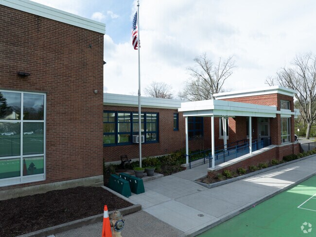 Tuckahoe Middle School prepares students for high school.