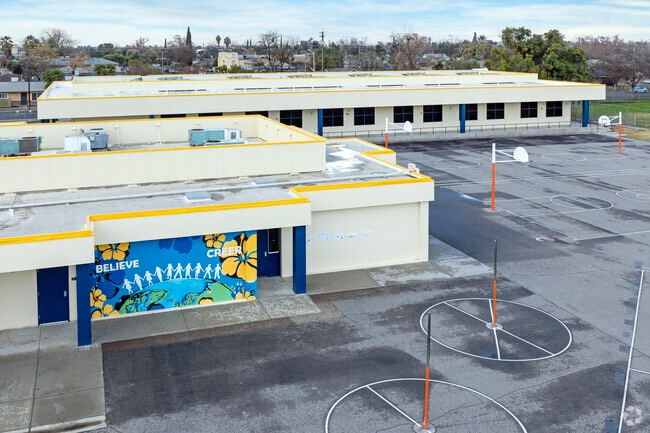 A colorful mural at Columbia Elementary School in Fresno.