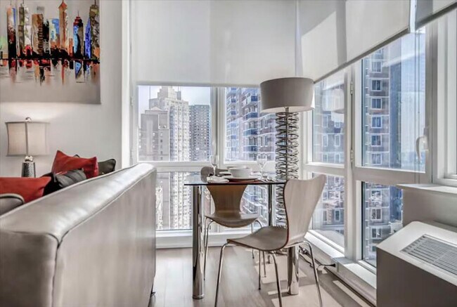 605 W 42nd St unit ID1016133P, New York, NY 10036 - photo 4