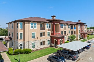 2900 Wildflower Dr, Bryan, TX 77802