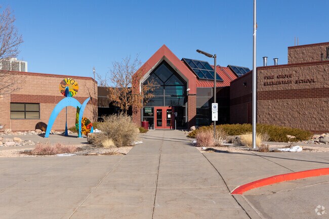 Pine Grove Elementary School