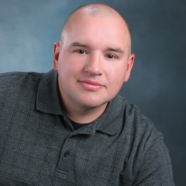 Agent Photo
