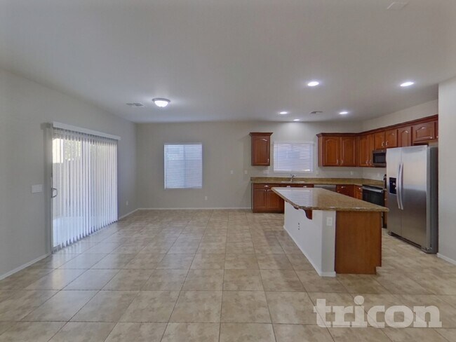 6934 W Sophie Ln, Laveen, AZ 85339 - photo 4