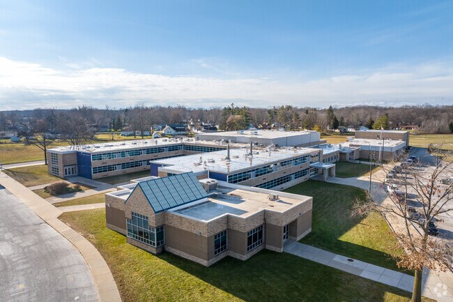 Port Huron's Central Middle School has an average 22:1 student to teacher ratio.