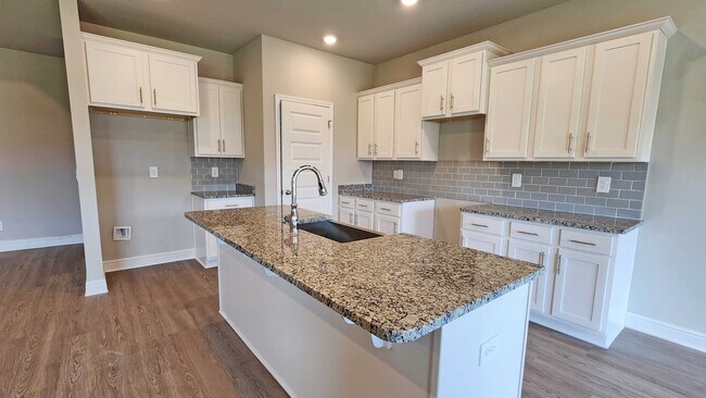 16058 Blue Ridge Dr, Gulfport, MS 39503 - photo 2