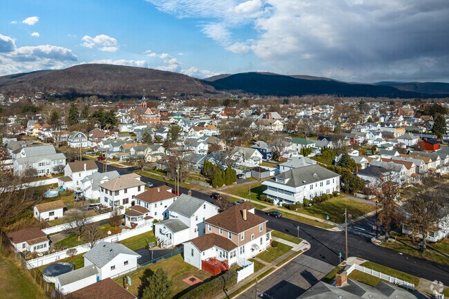 With its fascinating history and living legacy, residents are proud to call Wyoming their home.