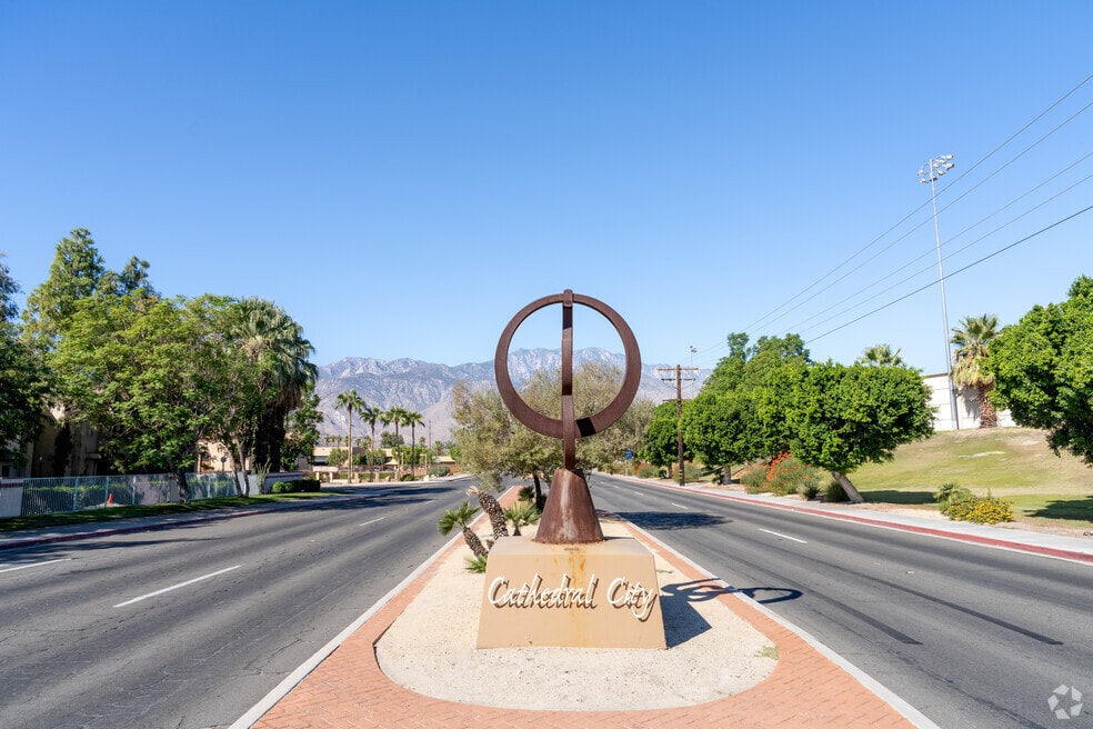 Cathedral Canyon Country Club