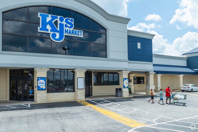 About seven miles from Hancock Mill, KJ’s Market in Hephzibah offers local grocery shopping with a homey feel.