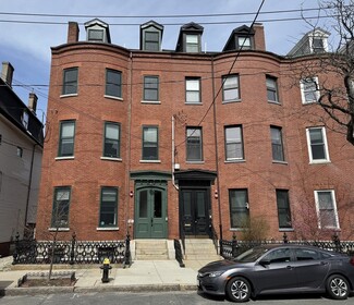 182 Webster St Unit 2, Boston, MA 02128