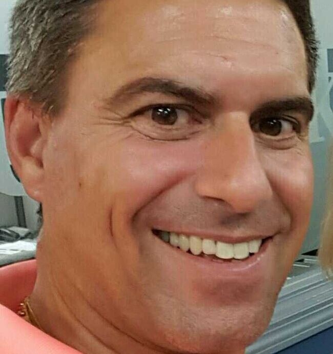 Robert Menichino