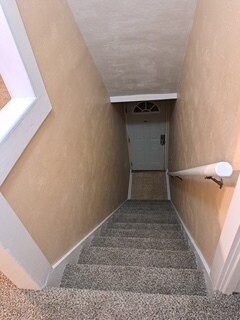 918 Marshall St unit 918.5, McMechen, WV 26040 - photo 2